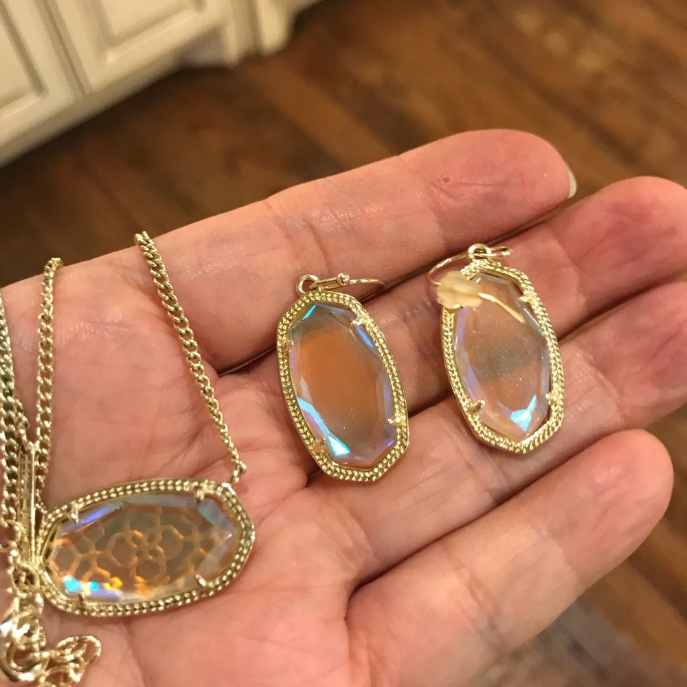 Kendra Scott  Dylan Necklace and Dani Earrings